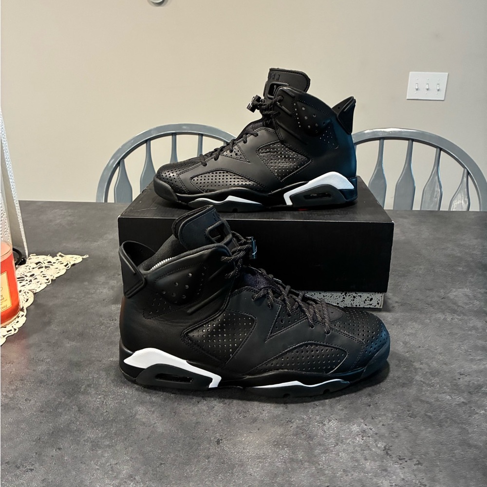 🔥Jordan 6🔥 - Picture 4 of 12